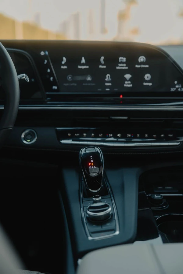  Черный Cadillac Escalade Photo 5