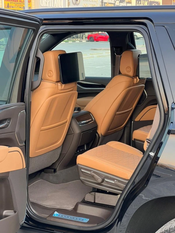 Black Cadillac Escalade Photo 3