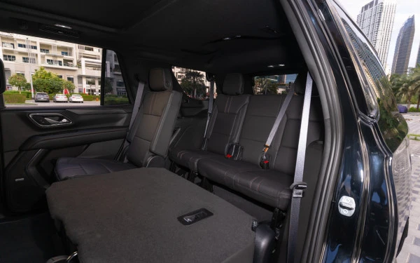  Black Chevrolet Tahoe RST Photo 10