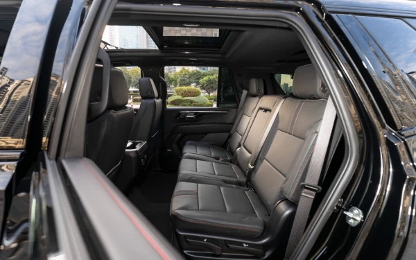  Черный Chevrolet Tahoe Photo 7