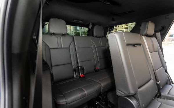  Черный Chevrolet Tahoe Photo 8