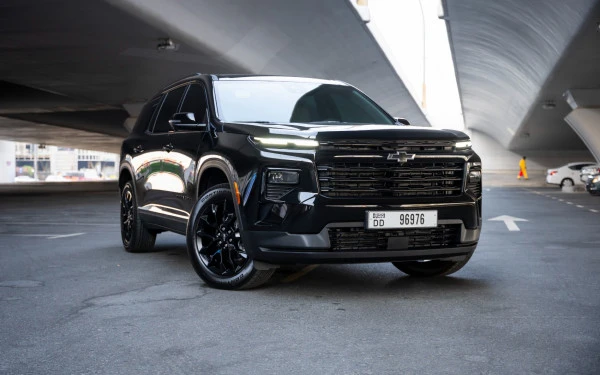  Black Chevrolet Traverse Photo 7