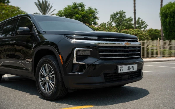  Черный Chevrolet Traverse Photo 5