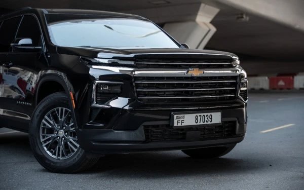  Черный Chevrolet Traverse Photo 4