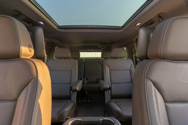  Черный GMC Yukon XL Photo 8