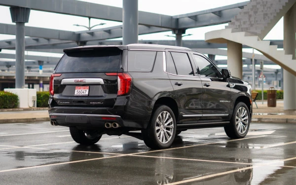  Черный GMC Yukon Denali Photo 2