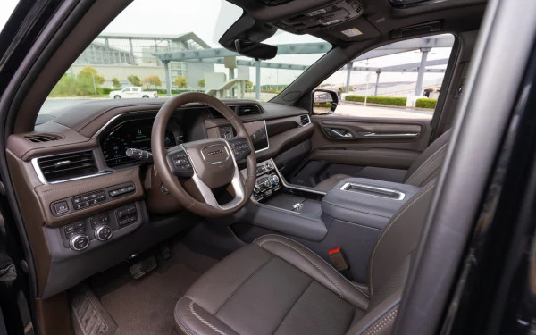  Черный GMC Yukon Denali Photo 5