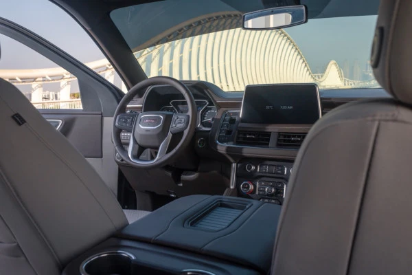  Черный GMC Yukon Photo 7