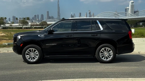  Черный GMC Yukon Photo 3