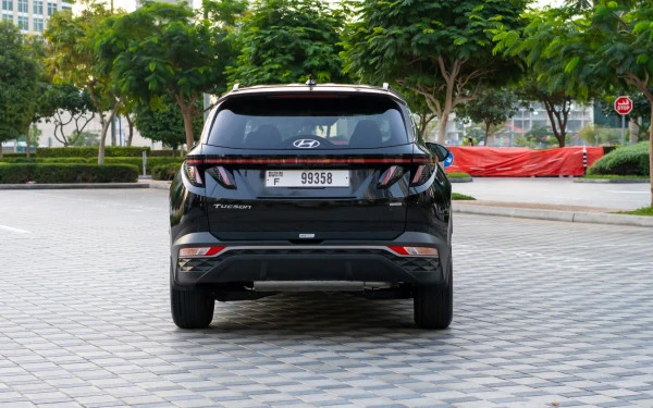 Черный Hyundai Tucson Photo 4