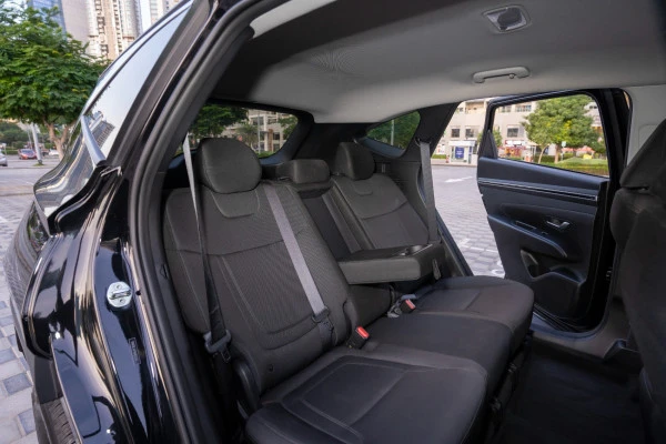  Черный Hyundai Tucson Photo 11