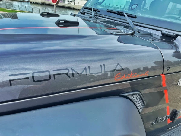  Black Jeep Wrangler Photo 8