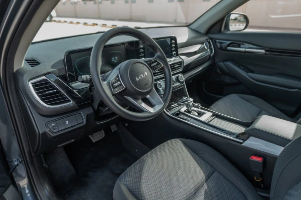  Черный KIA Seltos Photo 5