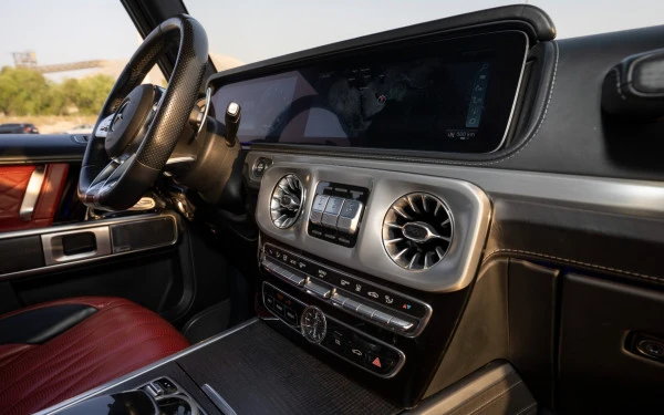  Black Mercedes G63 AMG Photo 8