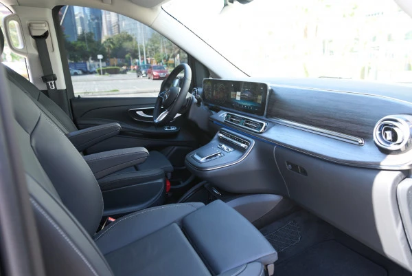  Черный Mercedes V300 Avantgarde Extra Long Photo 6