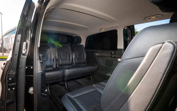  Черный Mercedes V300 Avantgarde Extra Long Photo 23