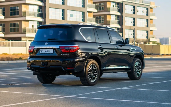  Черный Nissan Patrol V6 Photo 3