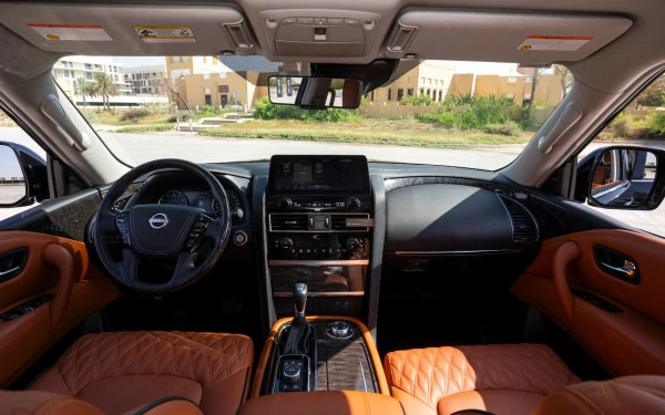  Black Nissan Patrol Photo 9