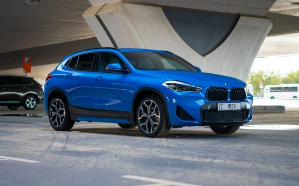  Синий BMW X2 Photo 3