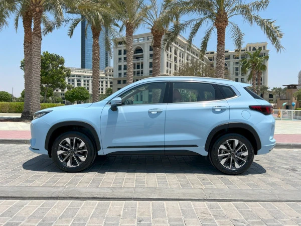  Синий Exeed LX Photo 5