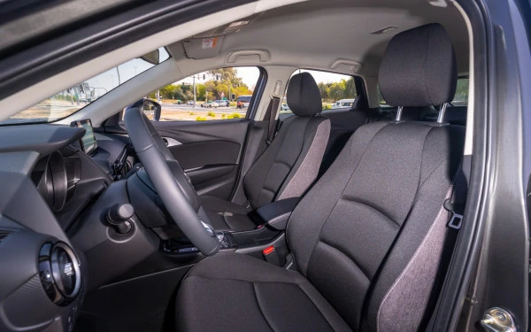  Dark Blue Mazda CX3 Photo 7