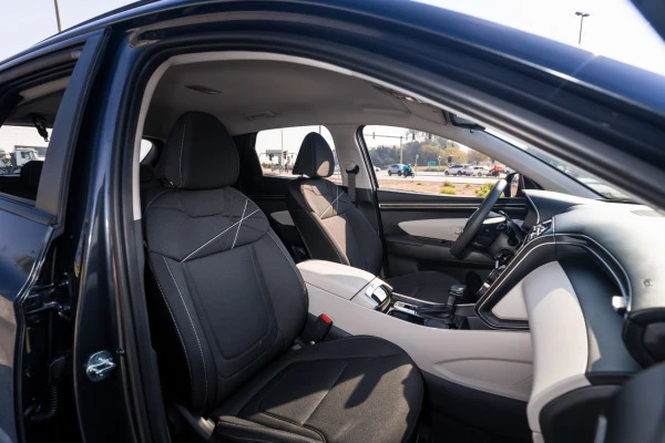  Черный Hyundai Tucson Photo 9