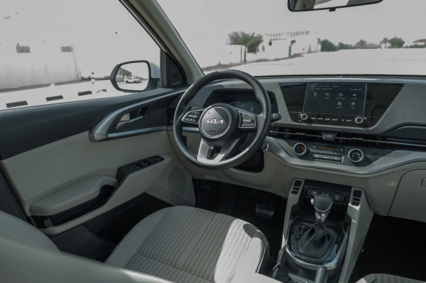  Темно-серый KIA Carens Photo 7