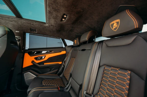  Темно-серый Lamborghini Urus Photo 6