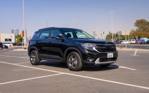  Черный KIA Seltos Photo 2