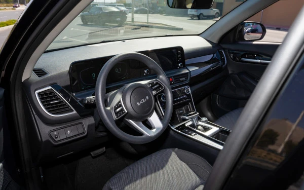  Черный KIA Seltos Photo 8