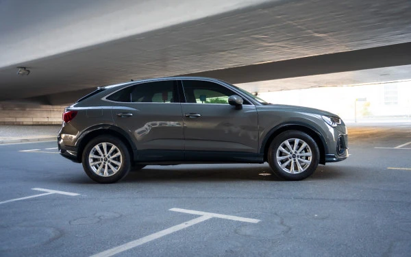  Grey Audi Q3 Sportback Photo 2