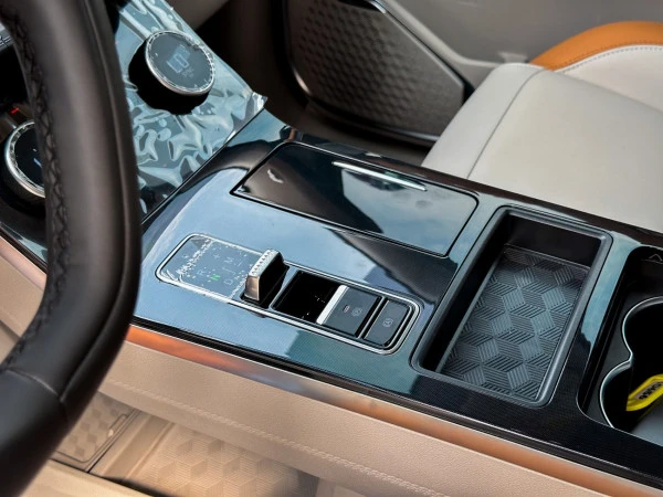  Серый Exeed LX Photo 5