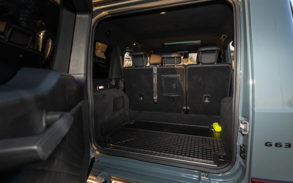  Серый Mercedes G63 AMG Photo 2