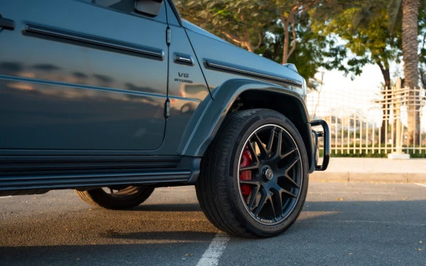  Серый Mercedes G63 AMG Photo 5