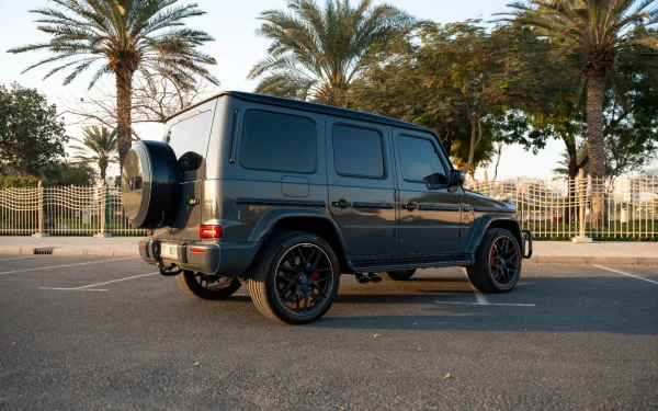  Серый Mercedes G63 AMG Photo 6