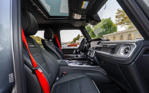  Серый Mercedes G63 AMG Photo 12