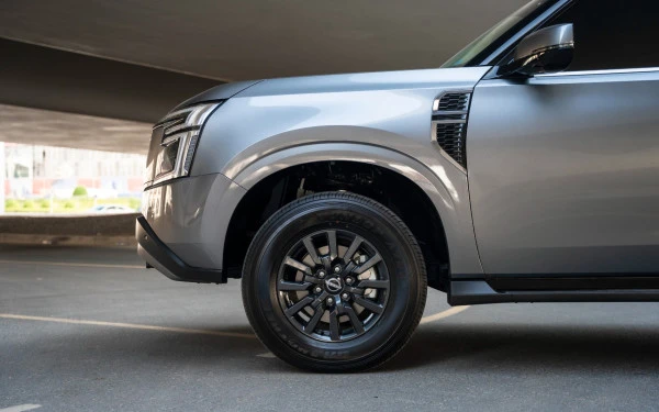  Серый Nissan Patrol Platinum V6 Photo 5