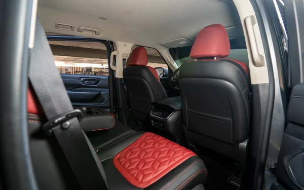  Серый Nissan Patrol Platinum V6 Photo 13