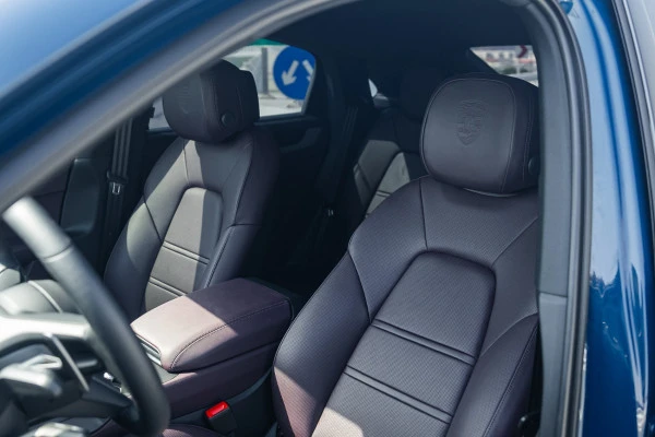  Серый Porsche Cayenne Photo 6