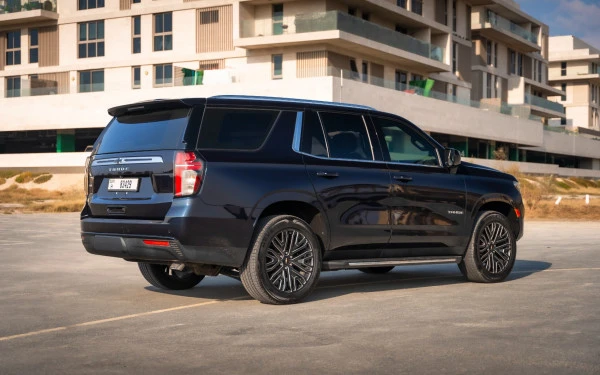  Пурпурный Chevrolet Tahoe Photo 4