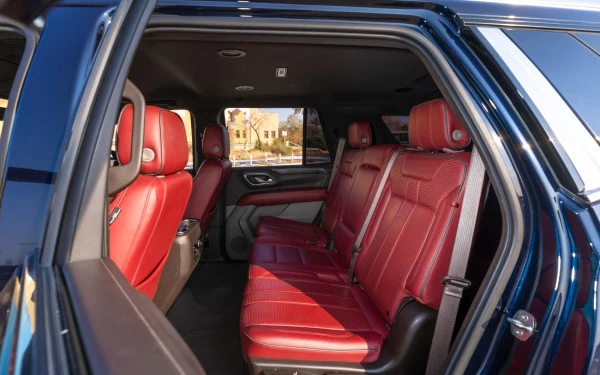  Пурпурный Chevrolet Tahoe Photo 7