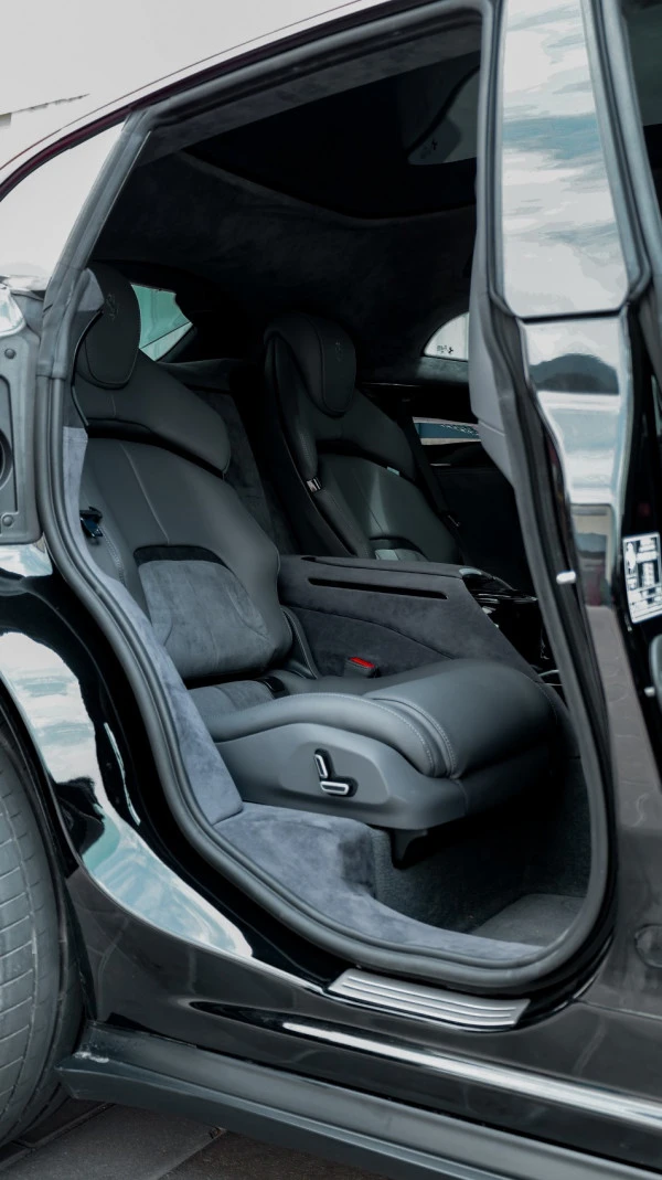  Red Ferrari Purosangue Photo 6