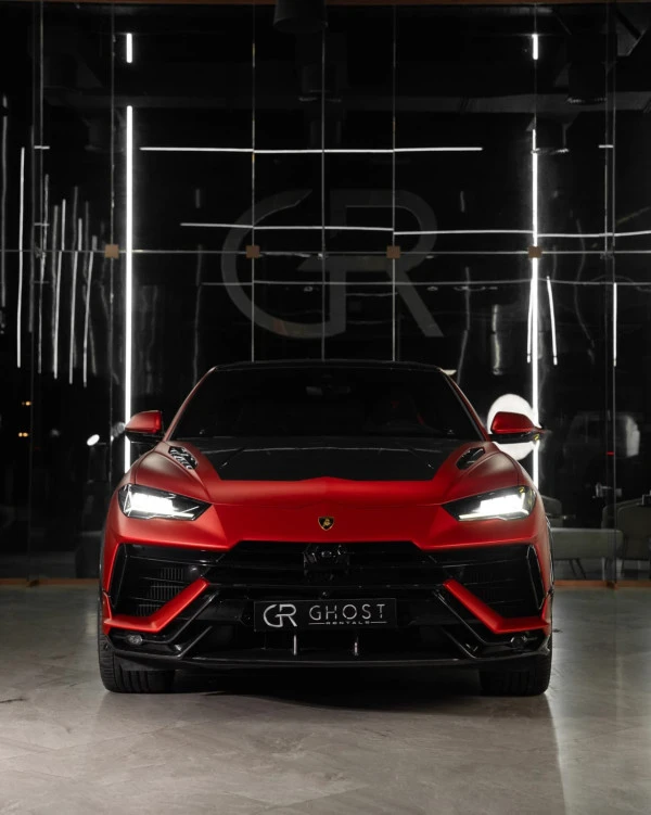  Красный Lamborghini Urus Photo 11