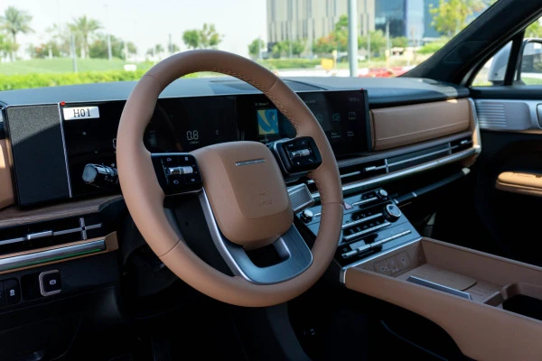  Silver Hyundai Santa Fe Photo 5