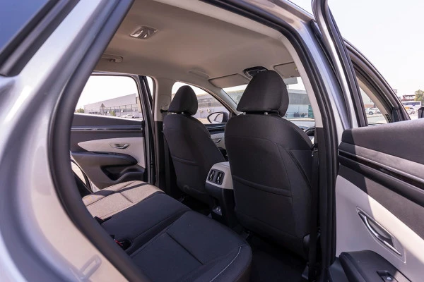  Серебро Hyundai Tucson Photo 7