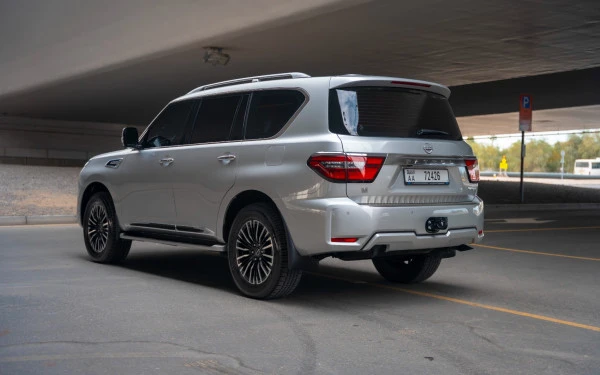  Silver Nissan Patrol Platinum V6 Photo 3