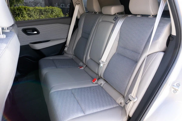  Серебро Nissan Xtrail Photo 9