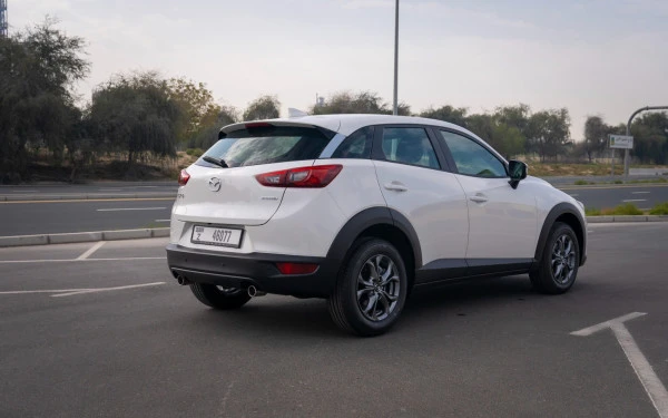  Белый Mazda CX3 Photo 4