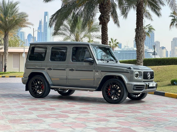  Белый серый Mercedes G63 AMG Photo 3