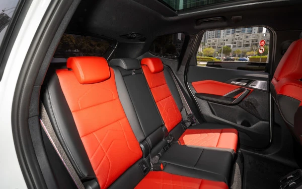  Белый BMW X1 Photo 11